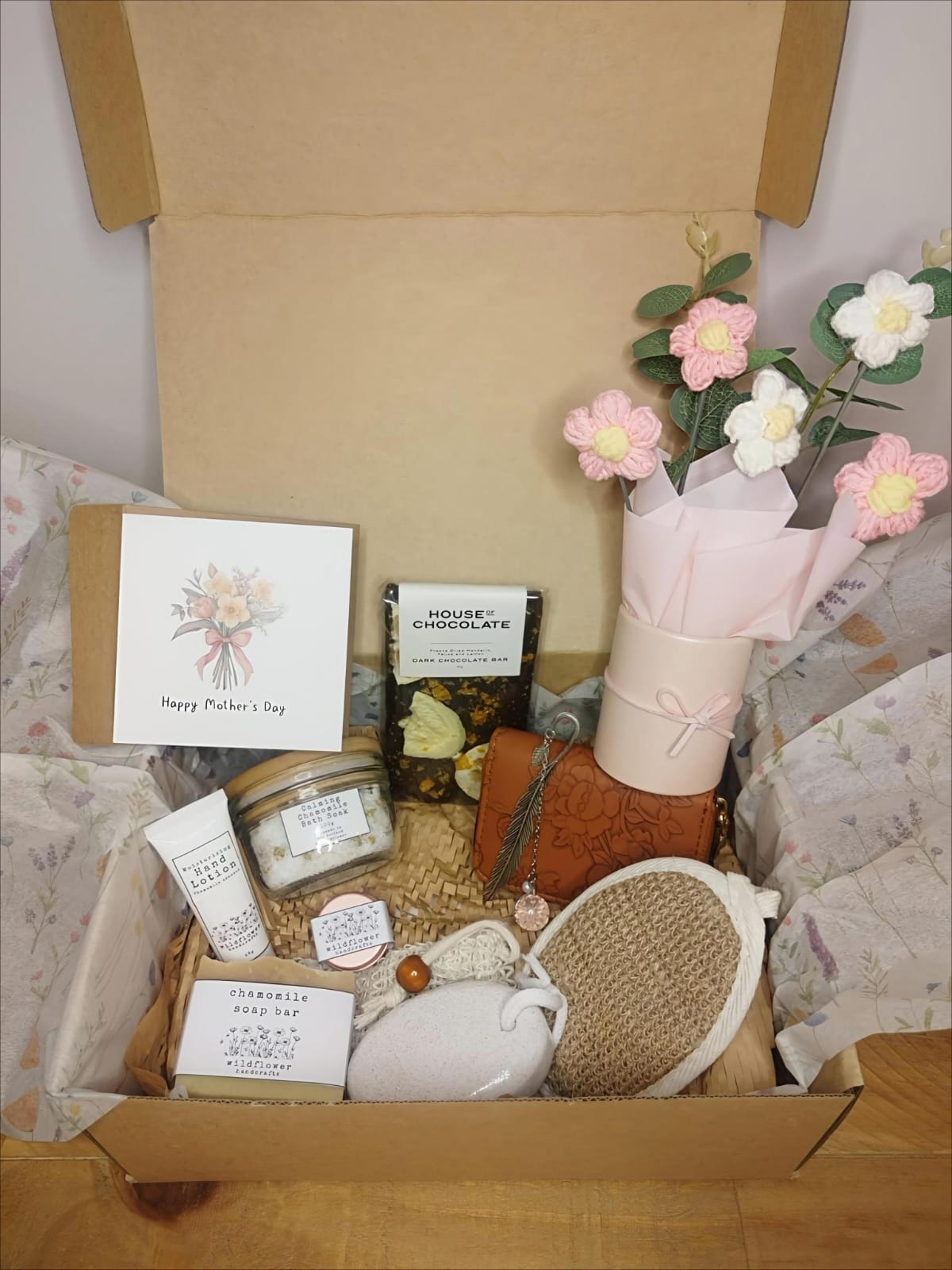 Deluxe Gift Box for her - Calming Chamomile