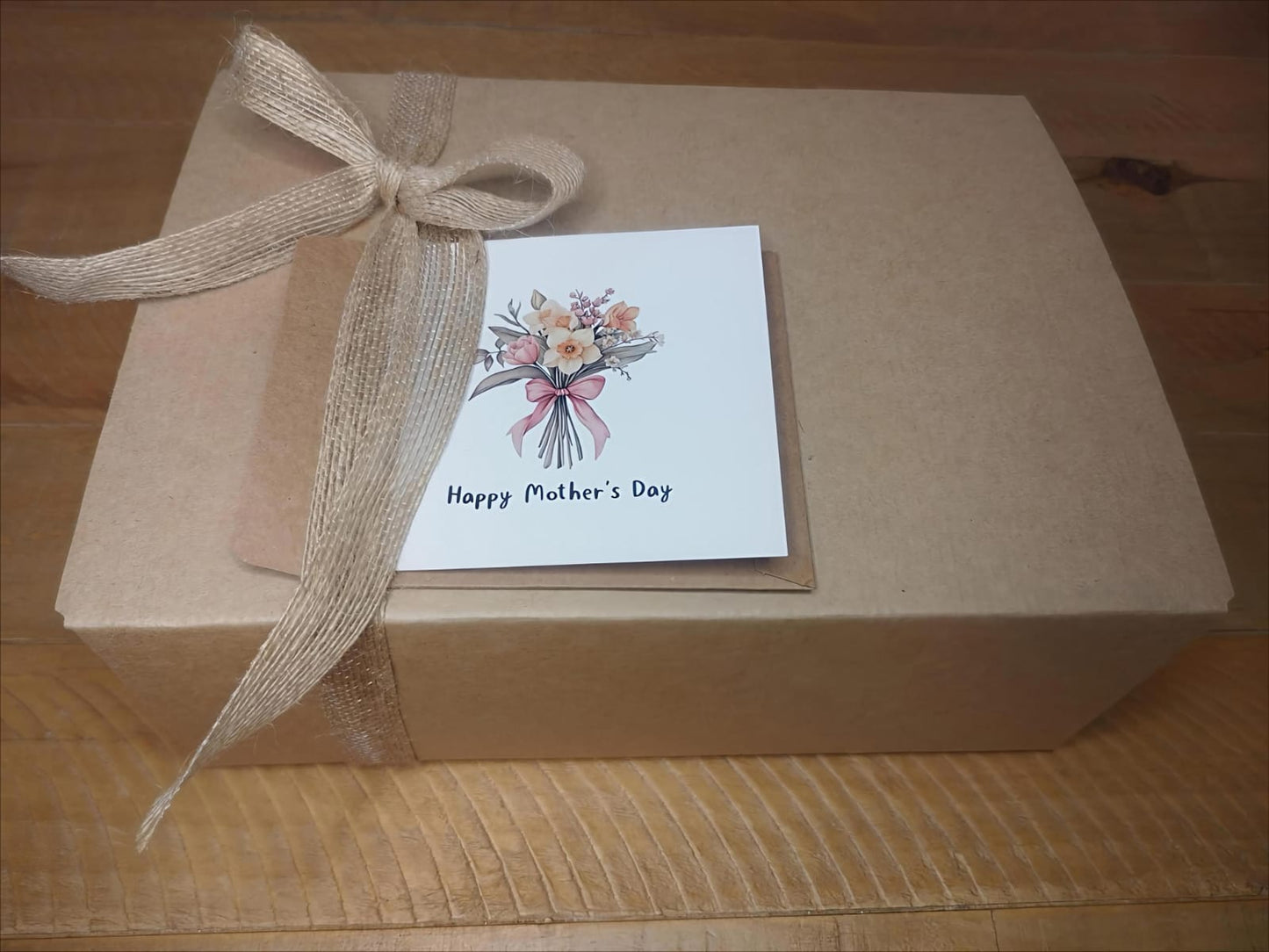 Deluxe Gift Box for her - Calming Chamomile