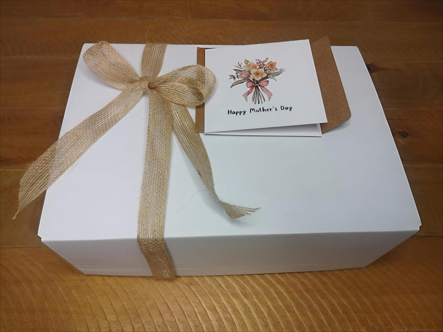 Deluxe Gift Box for her - Calming Chamomile