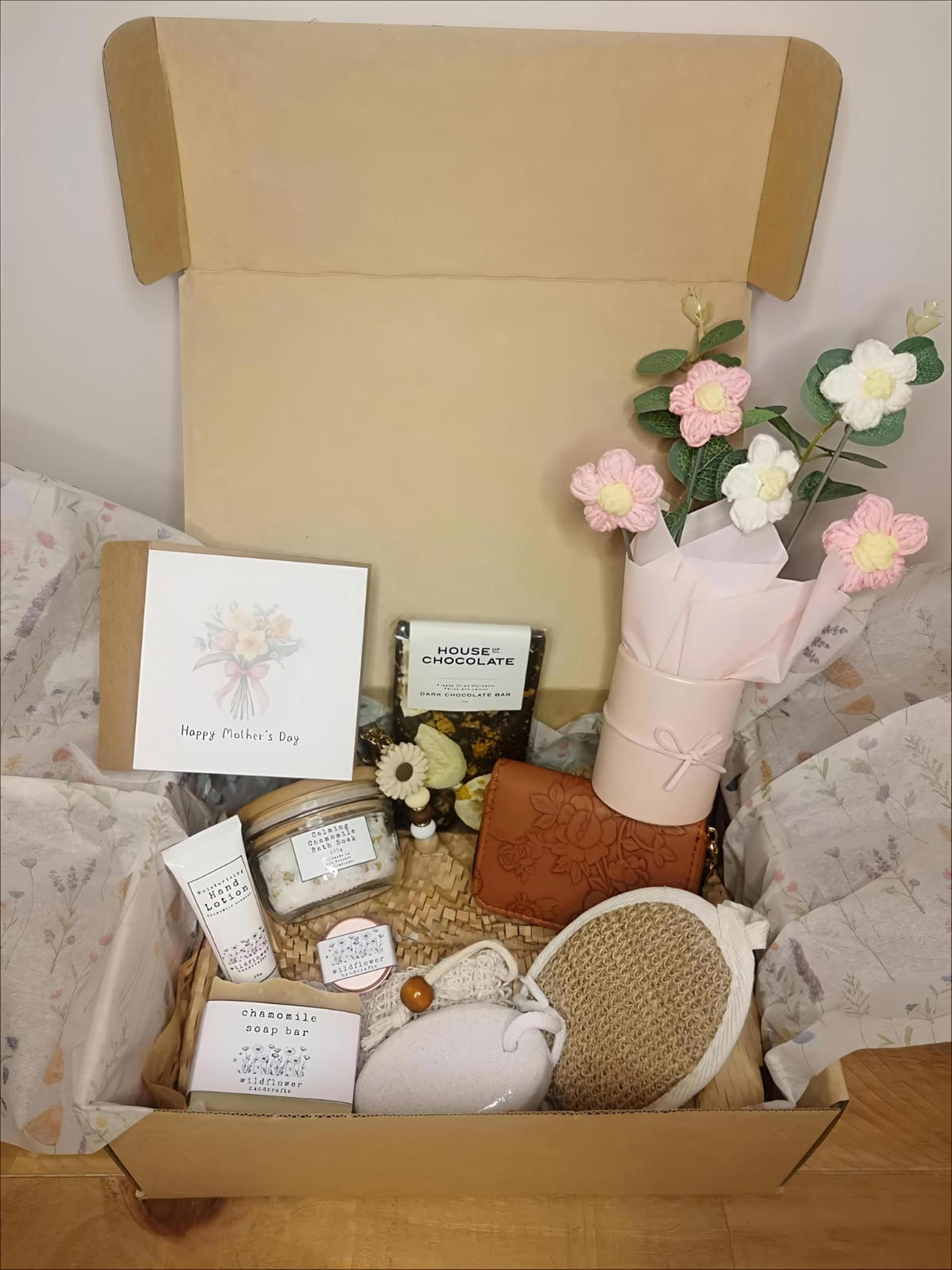 Deluxe Gift Box for her - Calming Chamomile