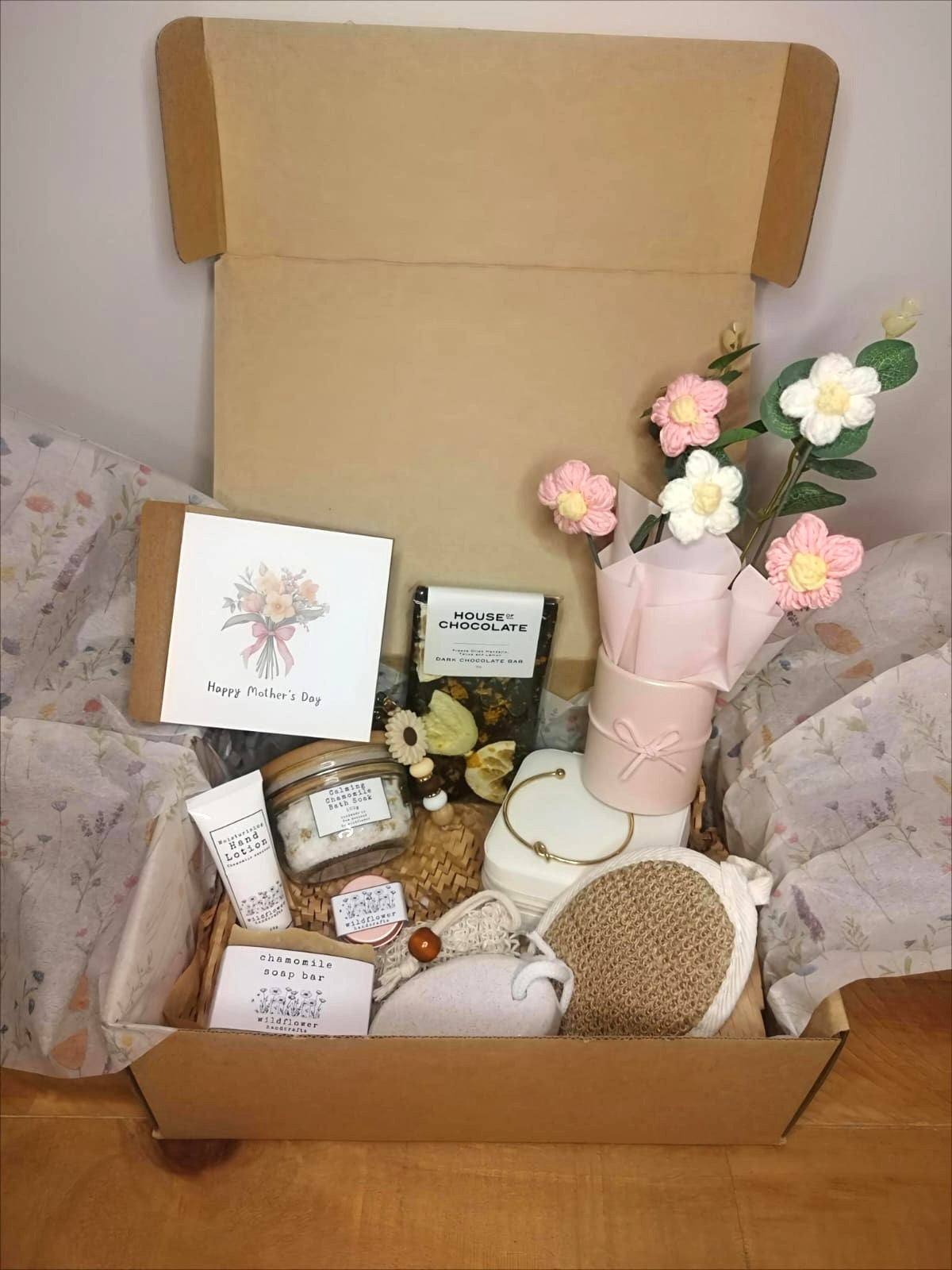 Deluxe Gift Box for her - Calming Chamomile